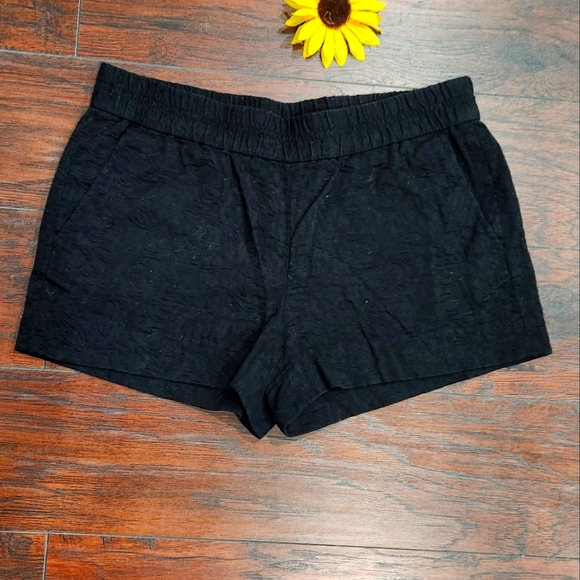 J Crew Black Floral Jacquard Boardwalk Shorts Pull On Elastic Waist - Picture 2 of 3